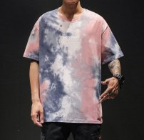 Мужская разноцветная футболка фото